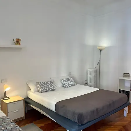 Aldebaran לינה וארוחת בוקר מילאנו